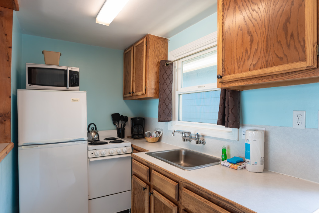 Queen Loft with Kitchen