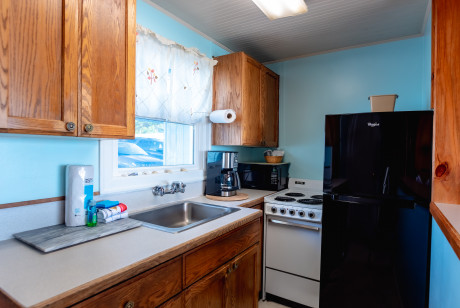 Queen Loft with Kitchen